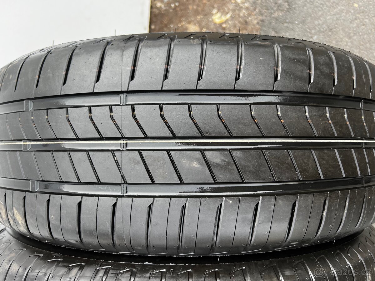 Sada letních pneumatik Bridgestone |215/55/18| - 2