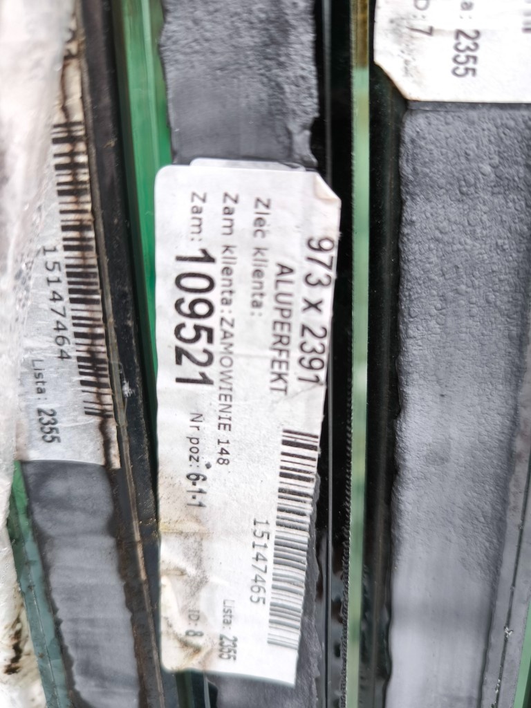 Al prosklená stěna - 2