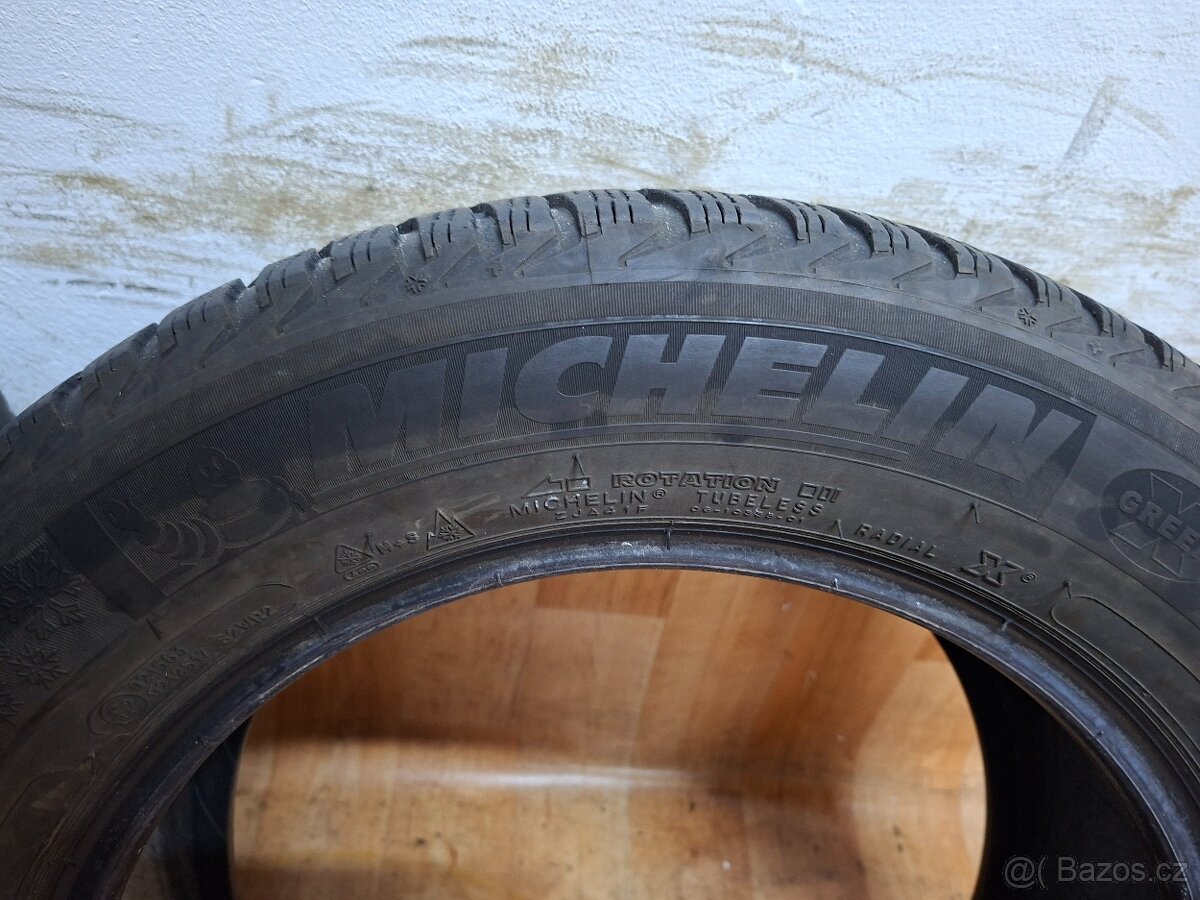 Zimní pneu 225/55/16 Michelin - 2