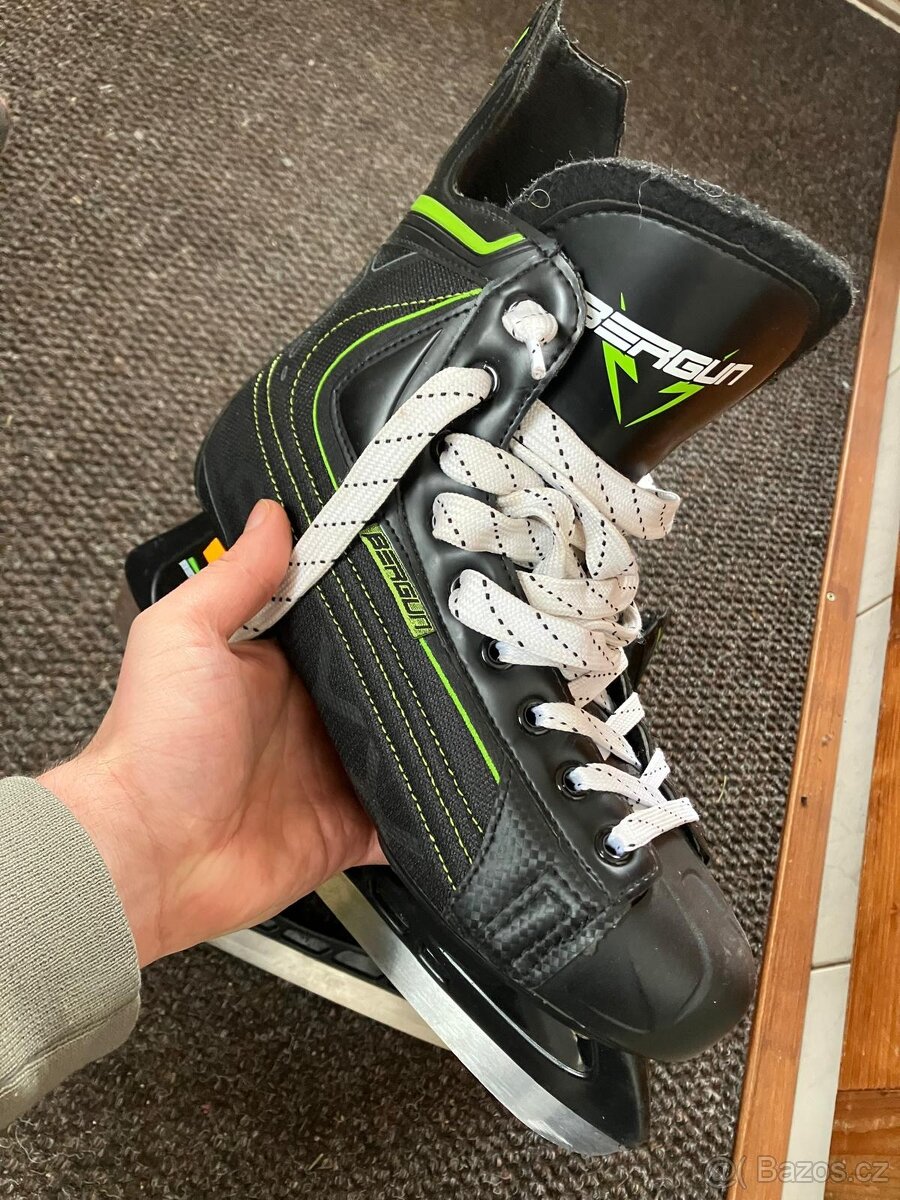 Lední brusle BERGUN vel. 40 - 2