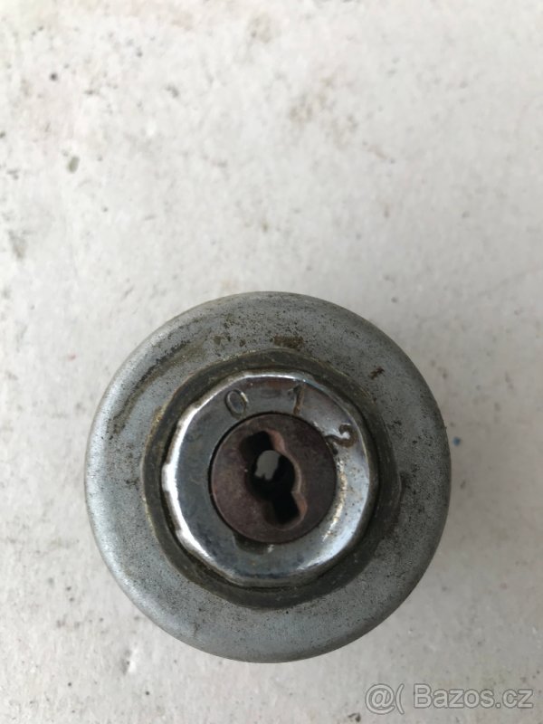 Spínačka Bosch, zadní světlo - 2