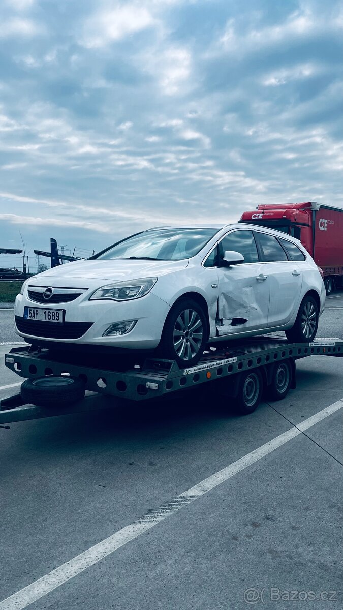 Opel Astra Havarované Pojízdné - 2