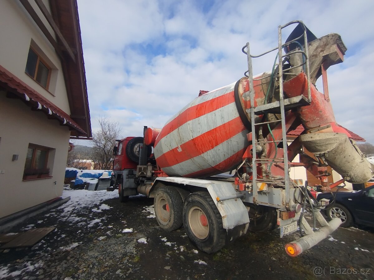 Autodomichavač Tatra 815 - 2