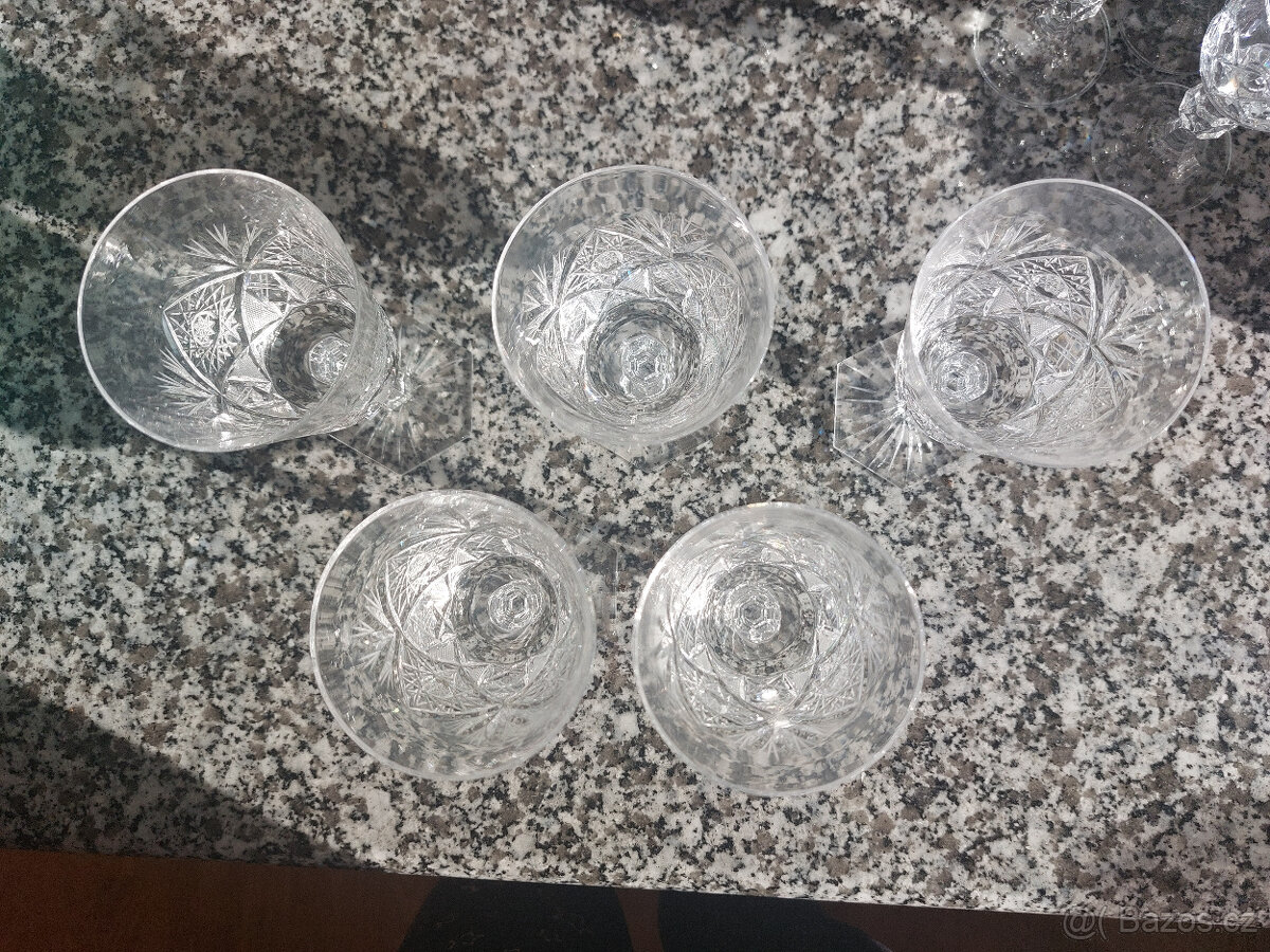 Broušené křišťálové poháry - 2