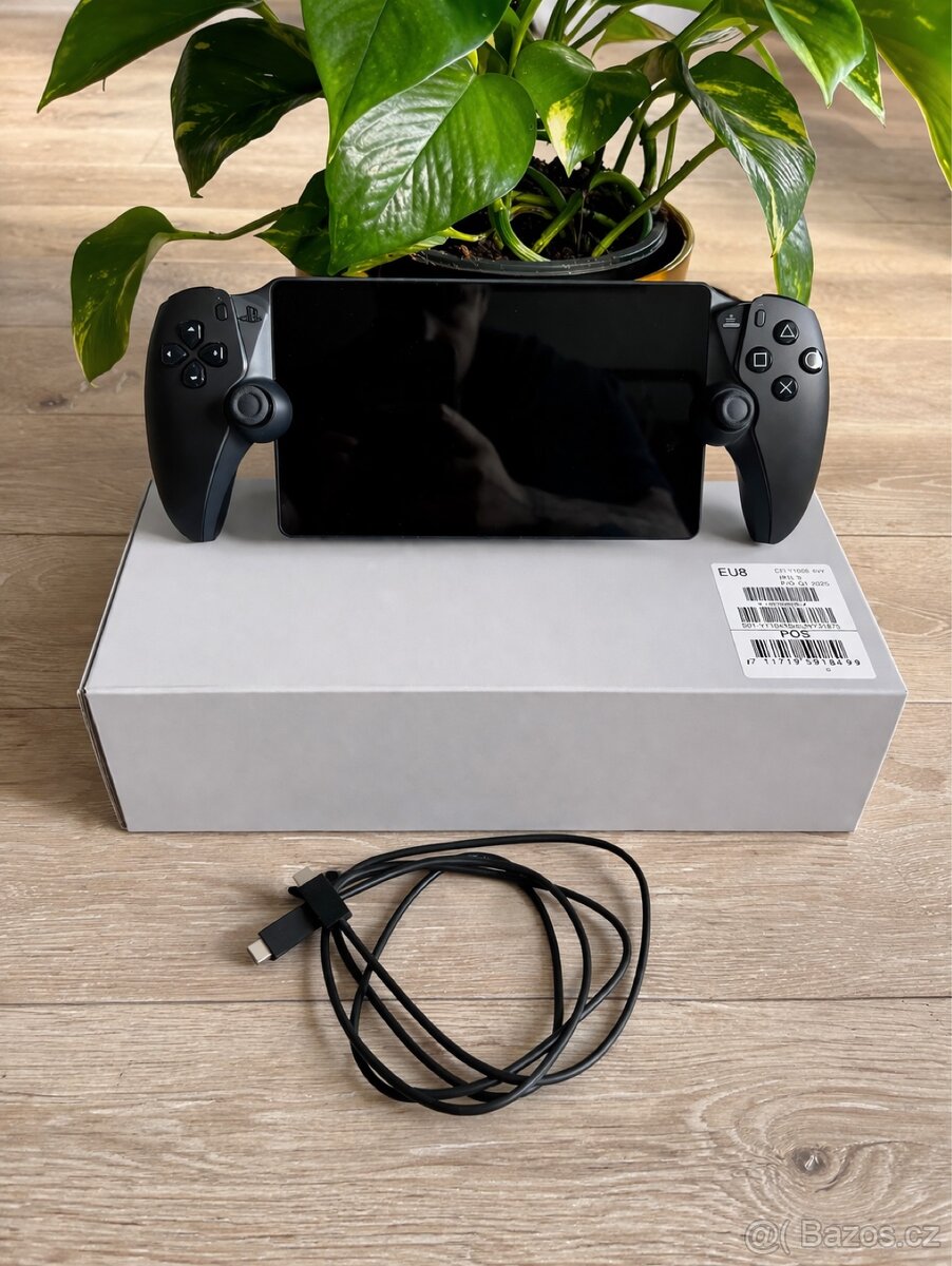 PlayStation Portal Remote Player - Midnight Black - 2