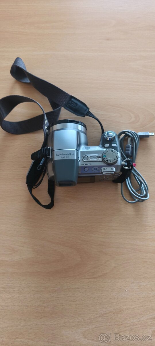Sony DSC H2 - 2