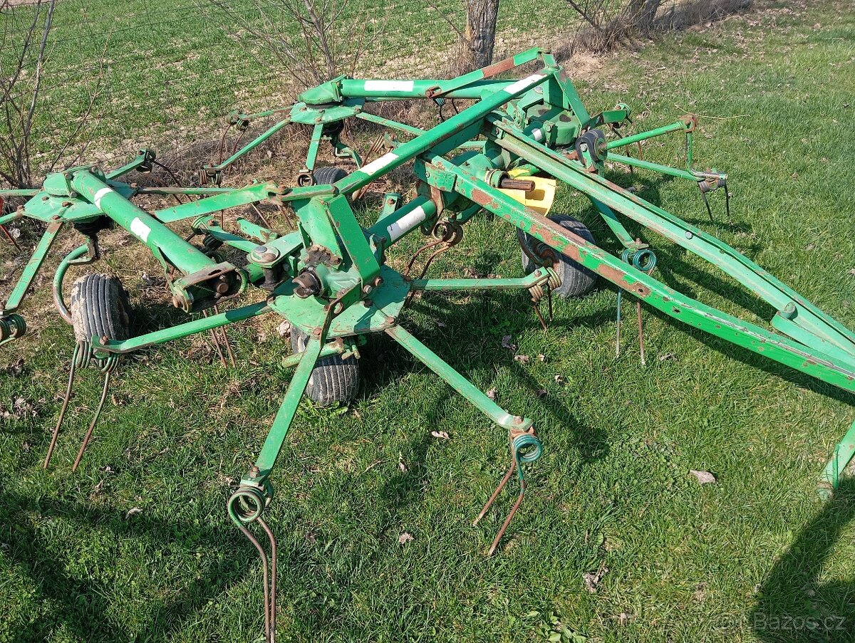 Obracač sena Stoll - 2