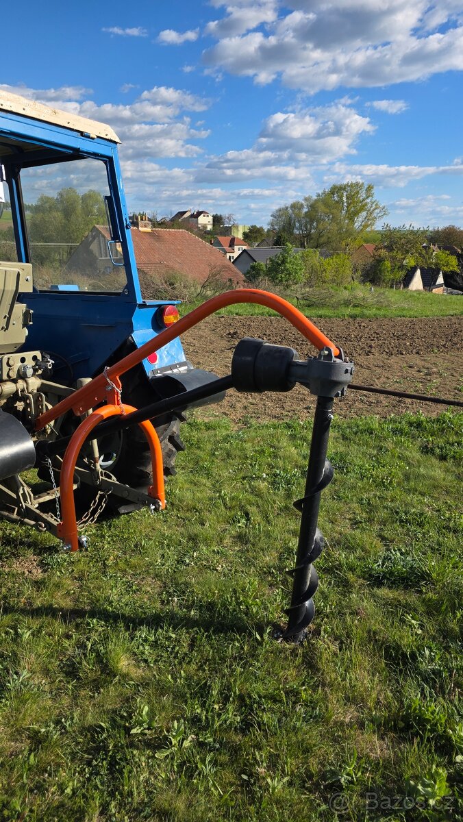 Prodám zemní vrták - 2