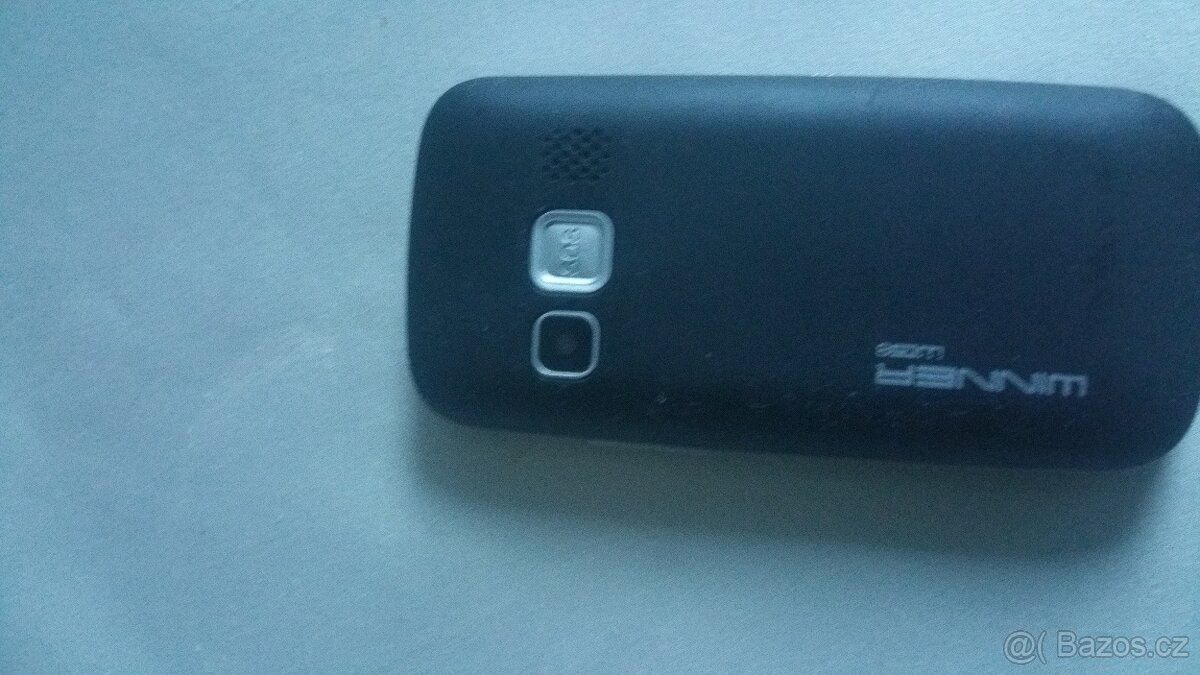 Prodám telefon pro důchodce Winner WG8C - 2