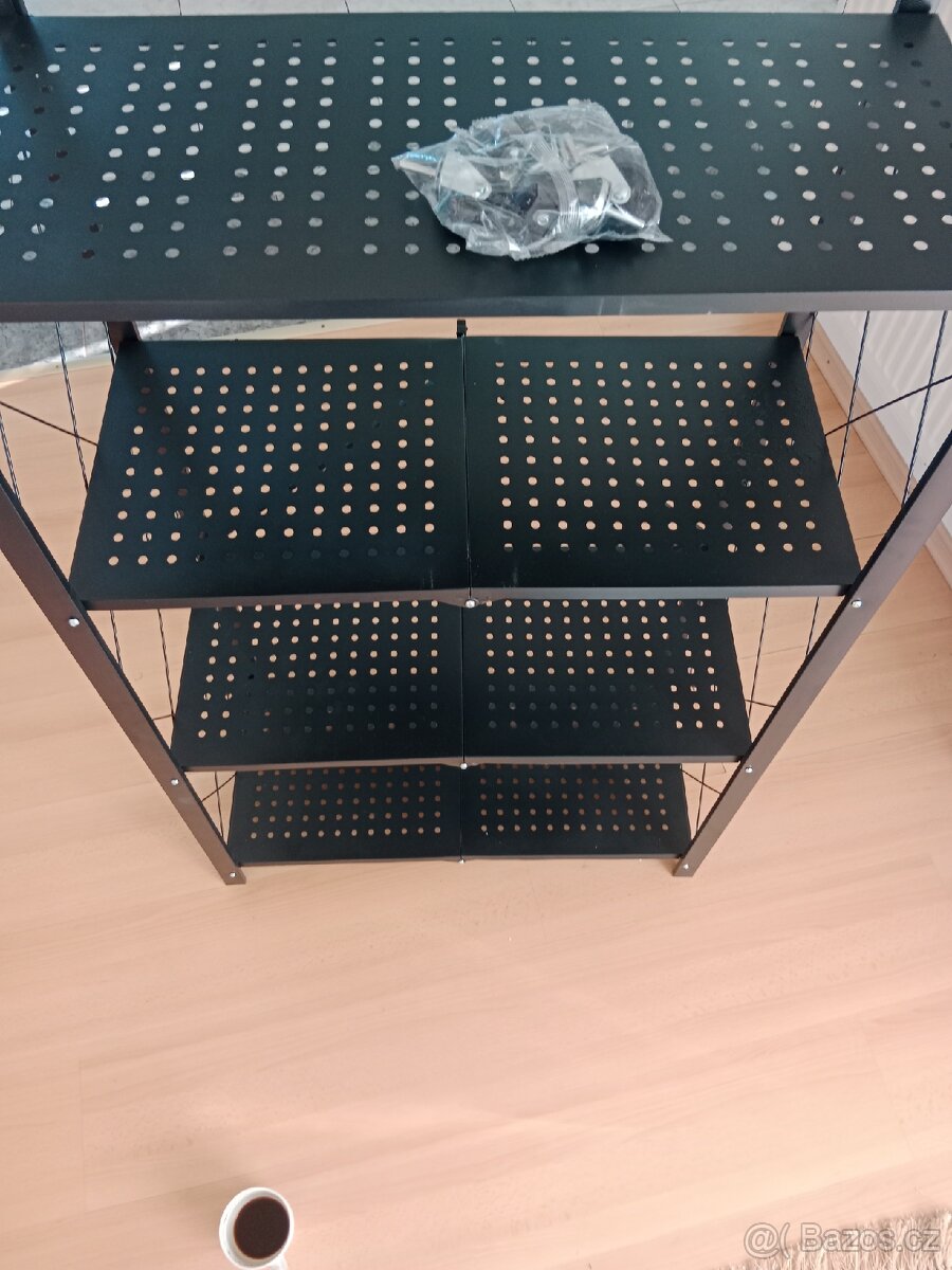 Regál - 2