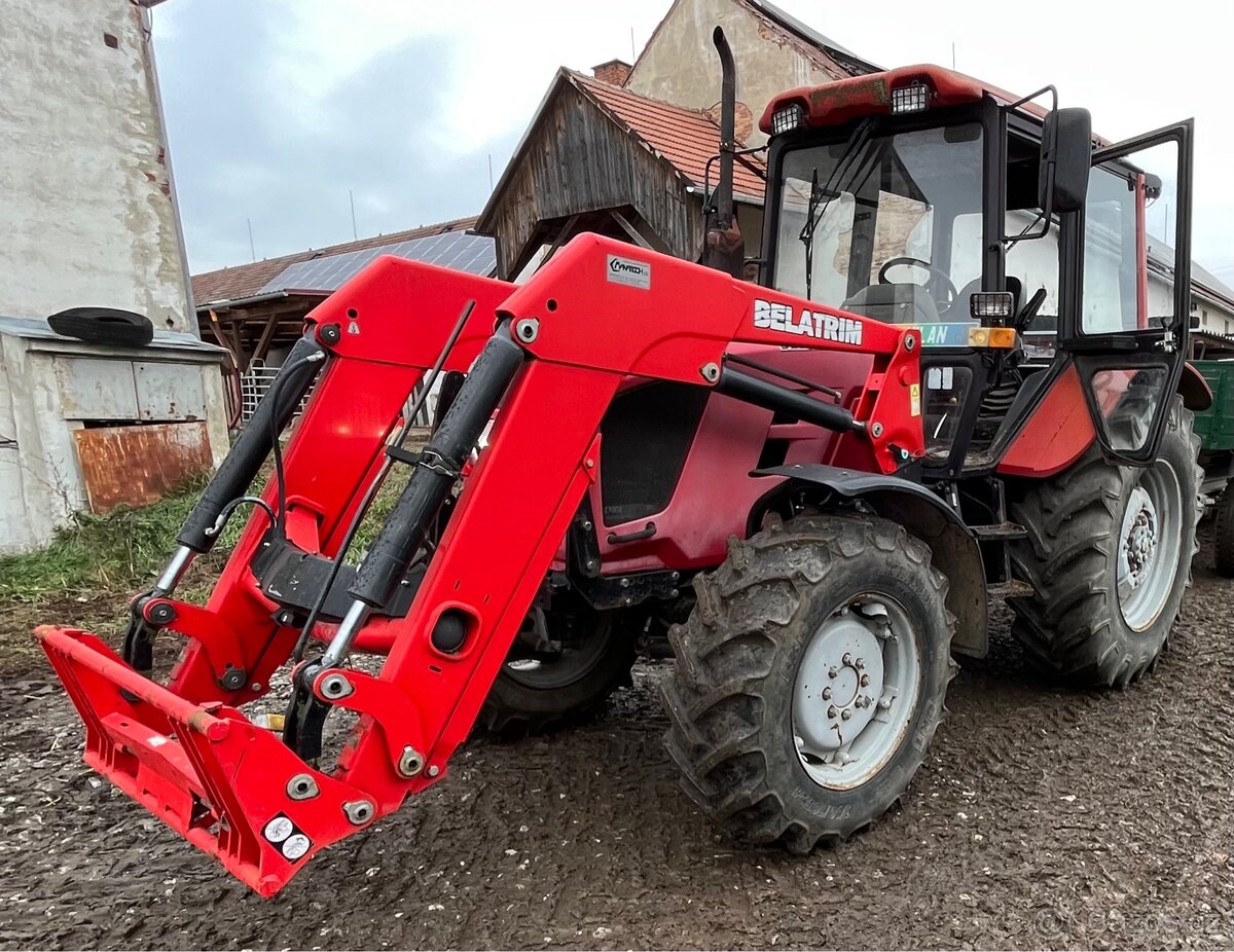 Traktor Belarus 952 s vyvážečkou - 2