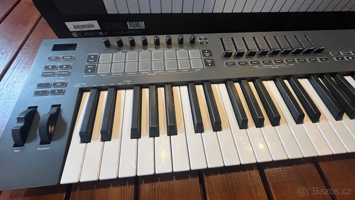 Midi klávesy Novation FL key 61 - 2