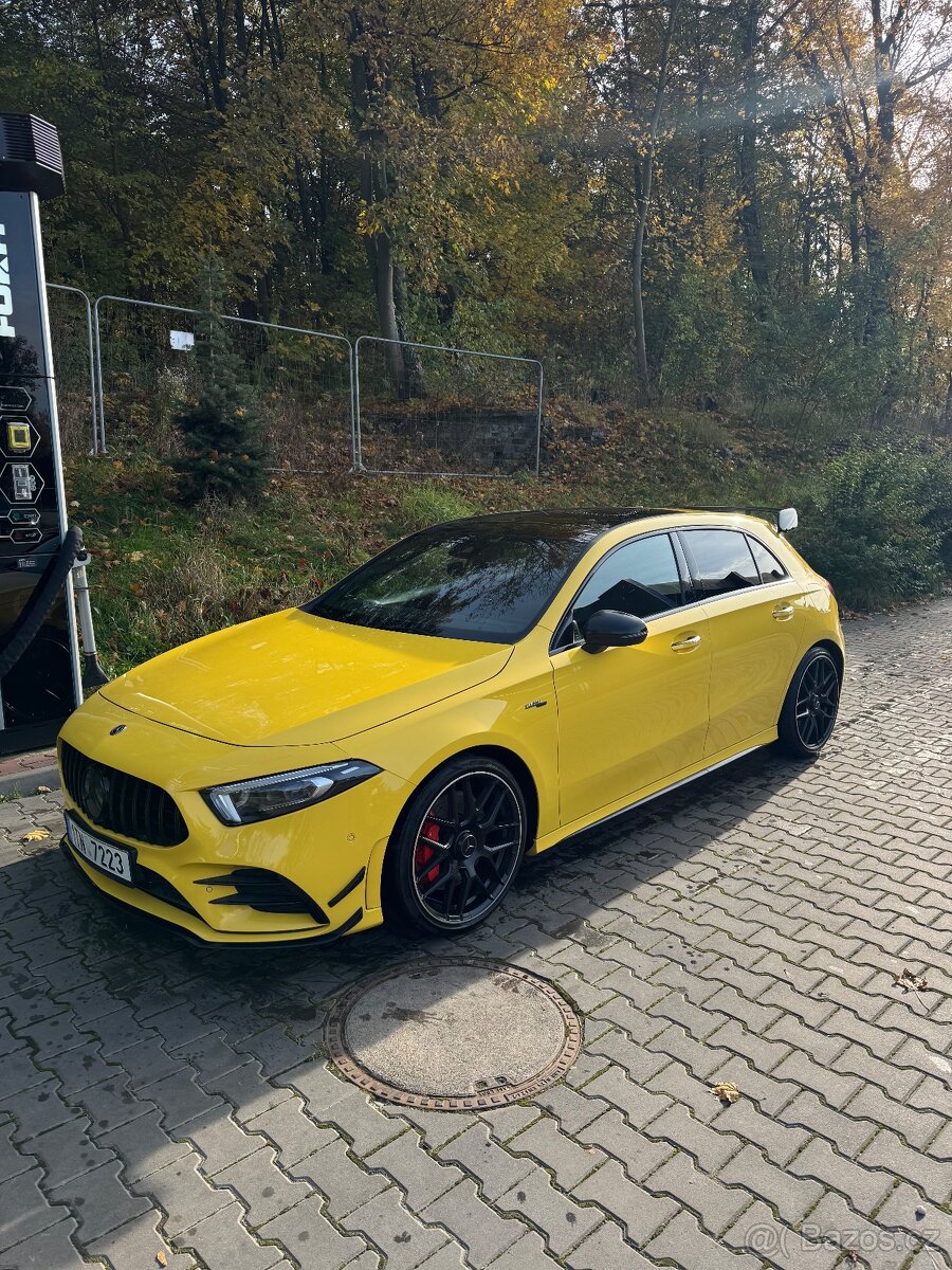 Mercedes Benz a35 AMG - 2