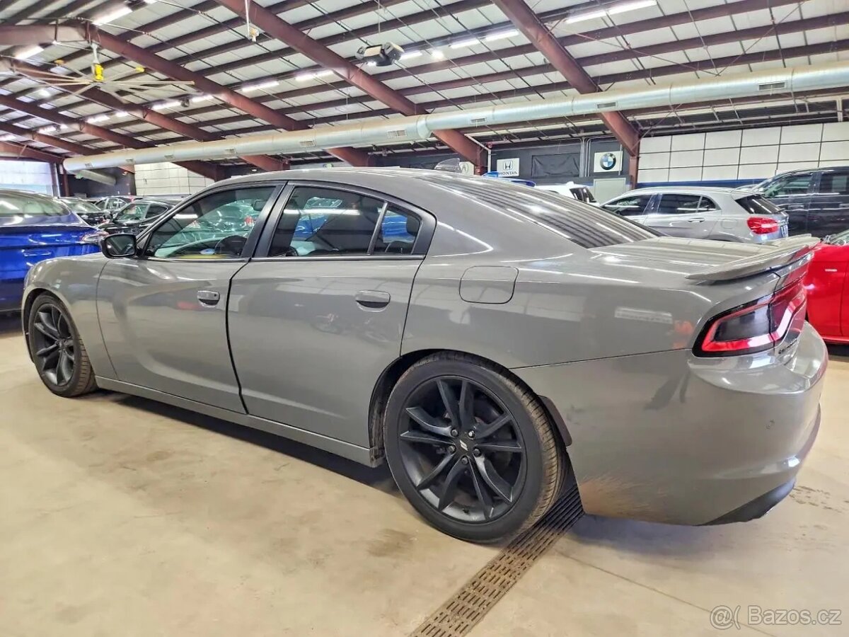 2017 DODGE CHARGER SXT - 2