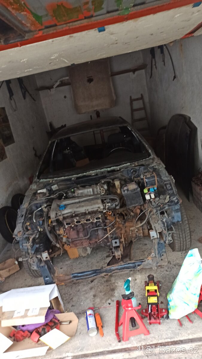 motor Mazda 323F BA 1.8 DOHC - 2