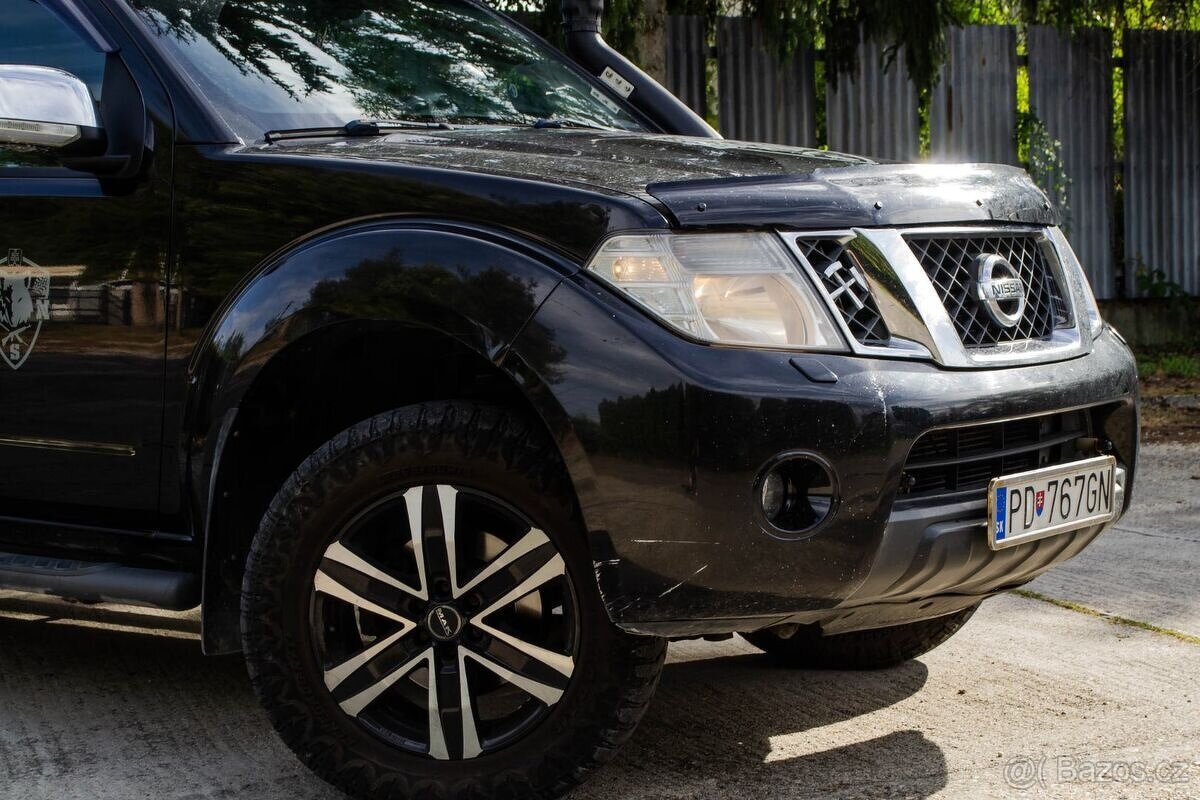 Nissan Navara 3.0 V6 170kw - 2