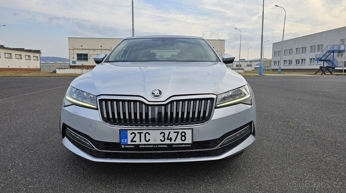 Pronájem Superb 2021 Taxi Bolt Uber 2.0 TDI automat - 2