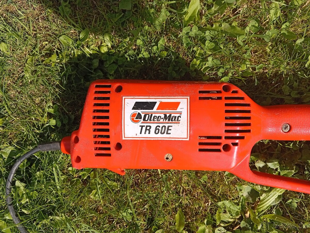 Elektrická strunová sekačka OleoMac TR60E - 2