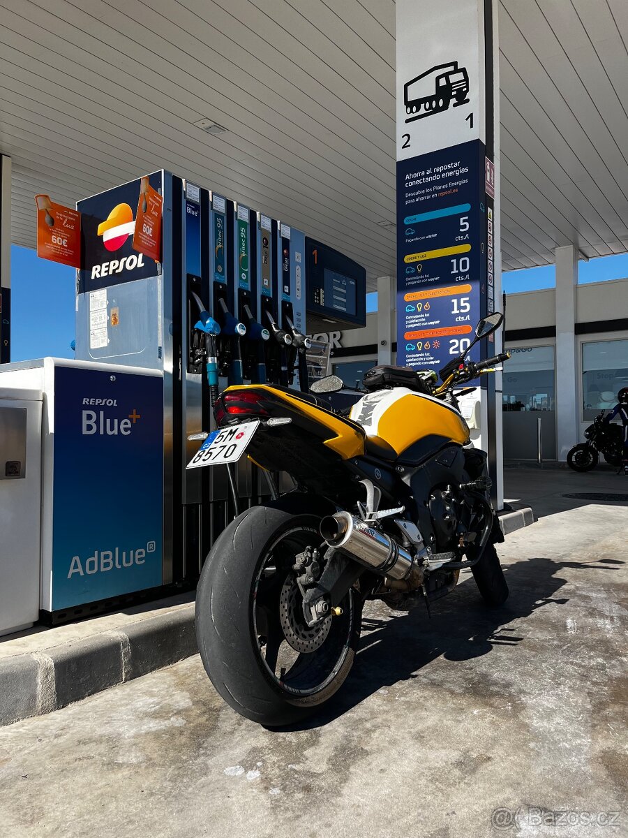 Yamaha FZ1n Laguna Seca - 2