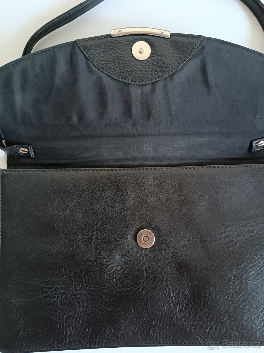 Černá kabelka přes rameno - 2