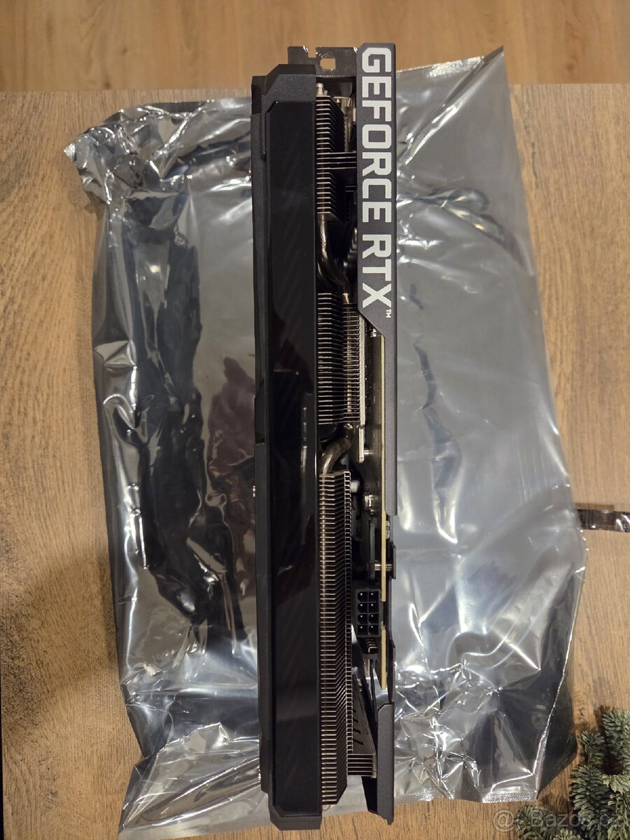 ASUS ROG STRIX GeForce RTX 3060 O12G GAMING - 2