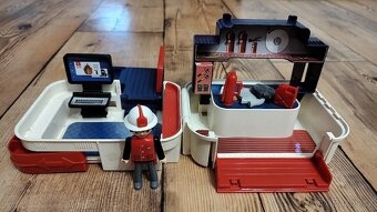 Figurky Igráček s příslušenstvím - 2