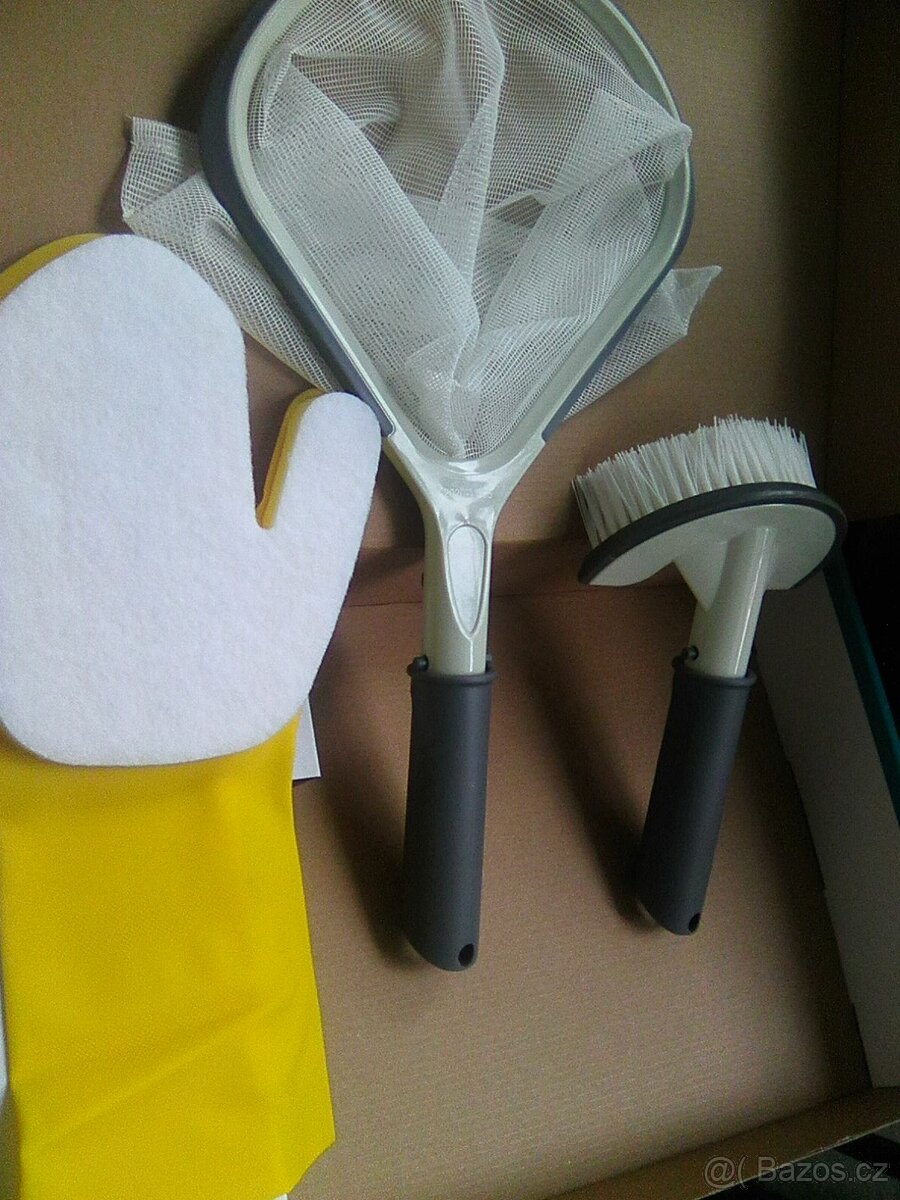 Čistící sada - bazén - vířivku 3+1 nová - 2