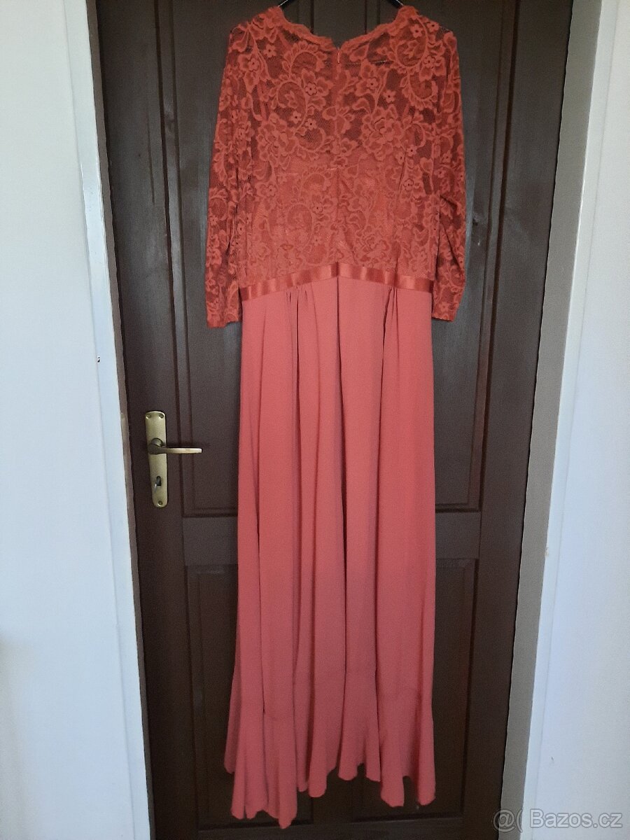 Společenské šaty - prodám - 2