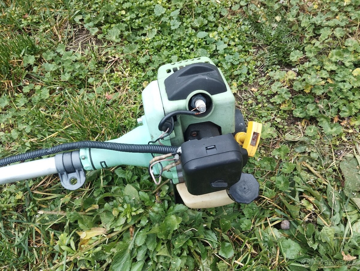 Prodám křovinořez Fieldmann - 2