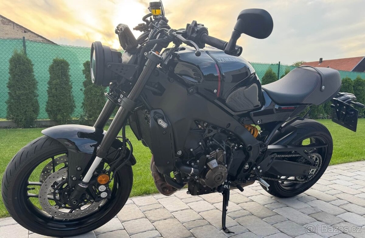 YAMAHA XSR900 SP - 2
