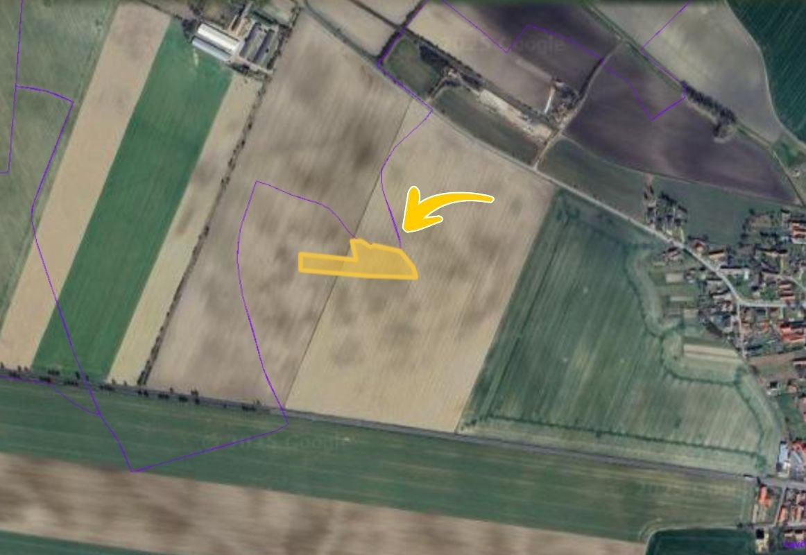 Prodej podílu 1/6 pole 1 766 m², Lovčice - 2