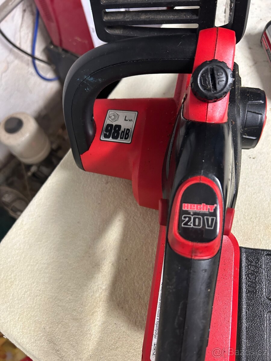 Akumulatorova pila Hecht - 2