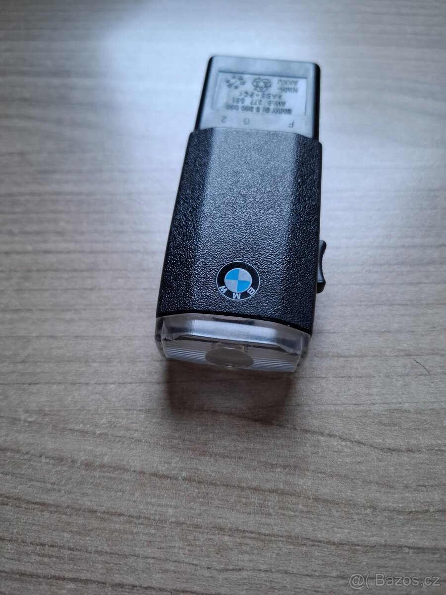 Baterka, svítilna, lampička BMW - 2