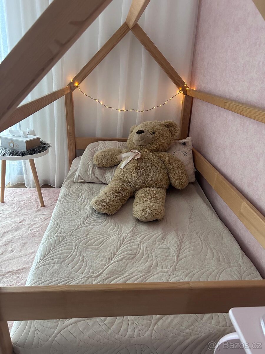 Postýlka ve tvaru domečku - 2