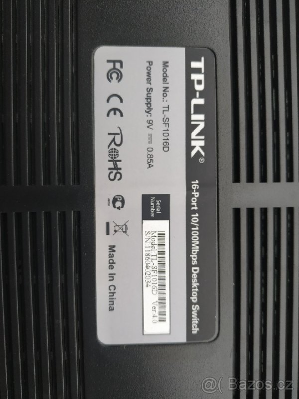 tp link 16 portovy switch 10/100 - 2