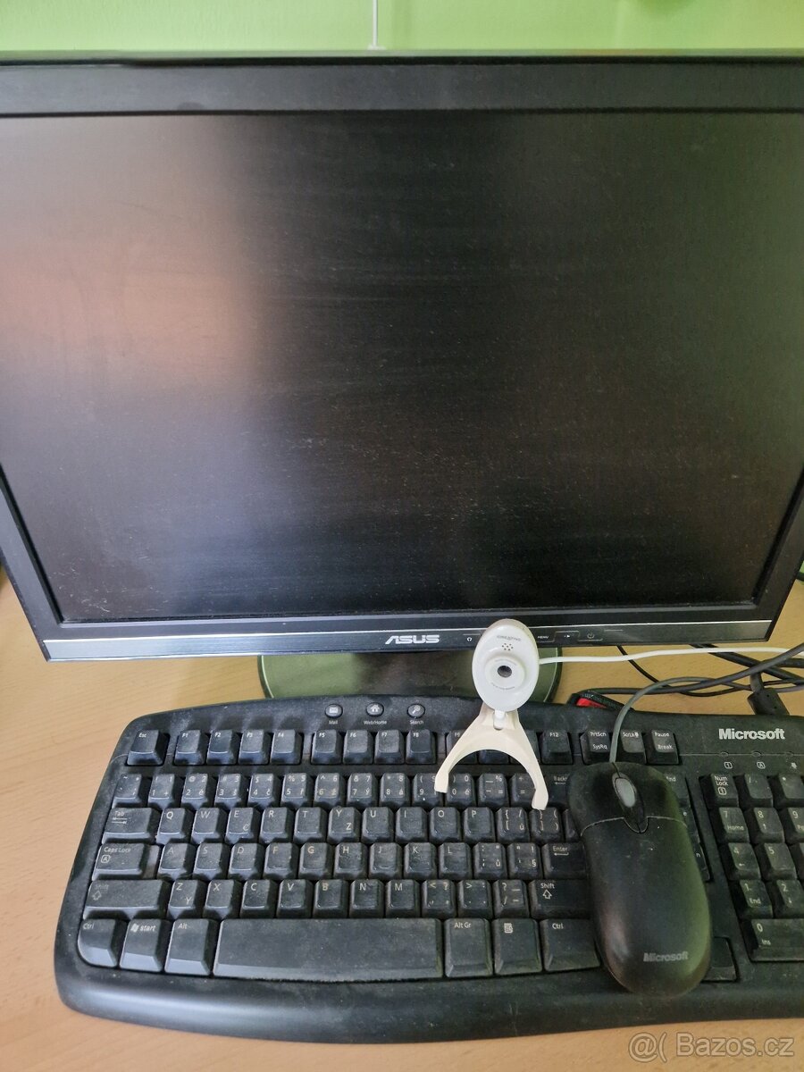 PC soustava s monitorem, klávesnici i myší - 2