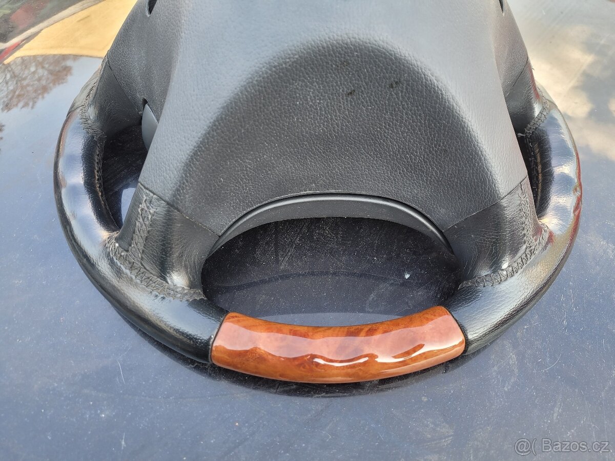 Dřevěný volant Mercedes E 211 - 2