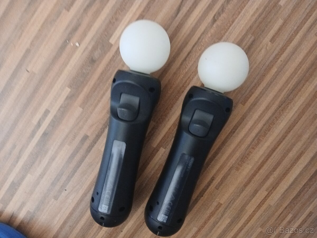 Playstation Move Motion Controllers - 2