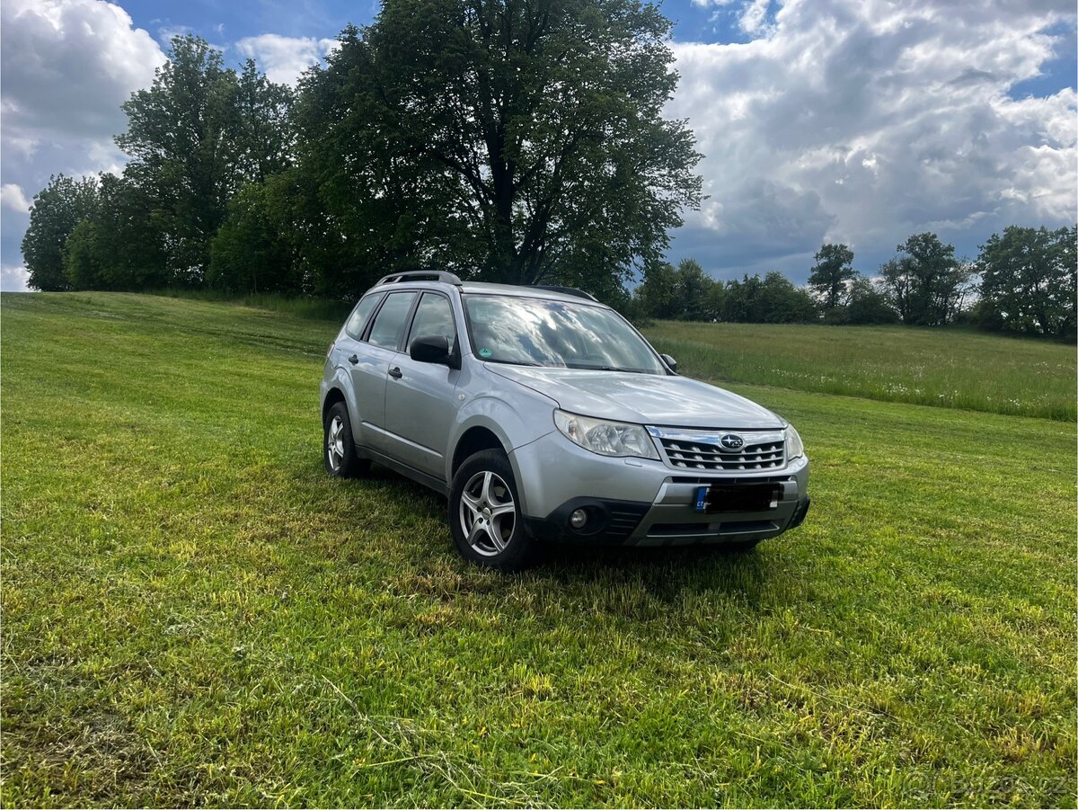 Subaru Forester 2.0i - benzín - 2
