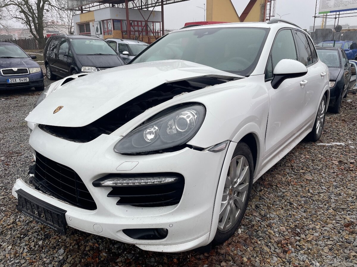 Porsche Cayenne 4,8 V8 GTS - 2