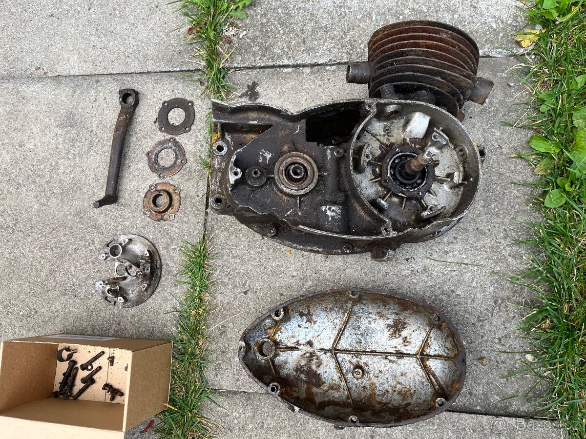 Motor ČZ 125 t - 2