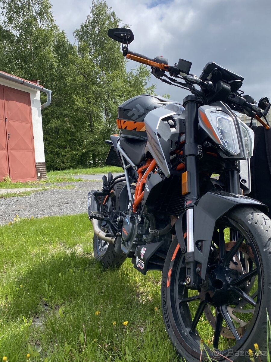 KTM Duke 125 rv2022