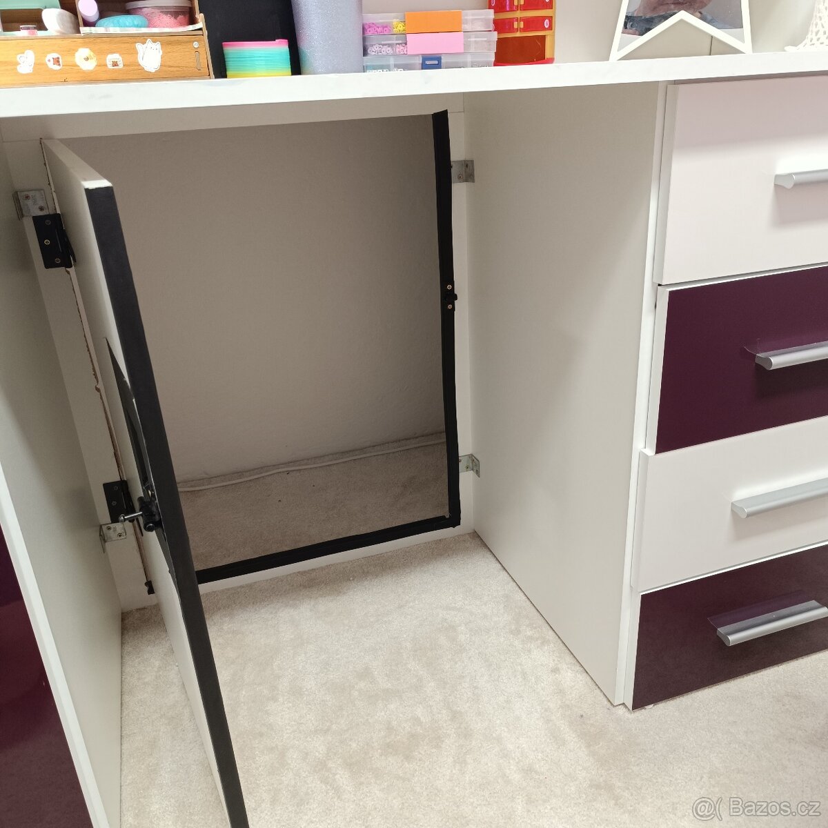 Dětská patrová postel se skříní a stolem - 2