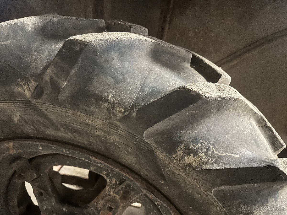 Kompletní kola Zetor 25A - 2