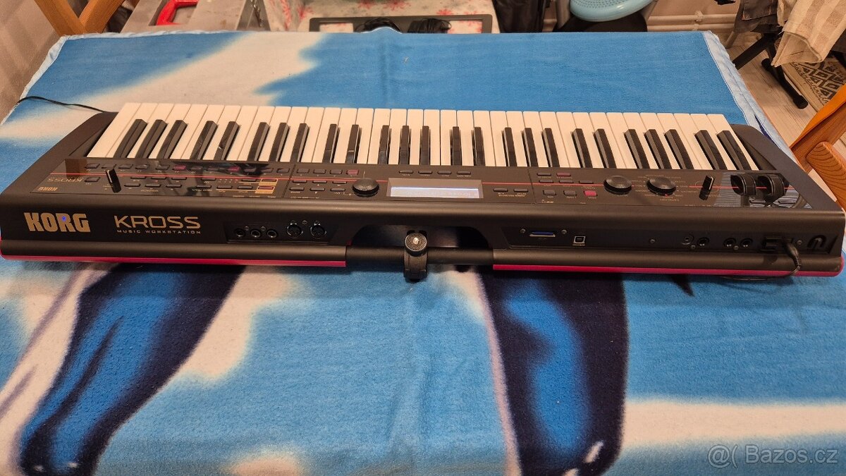 Prodám Korg Kross - 2