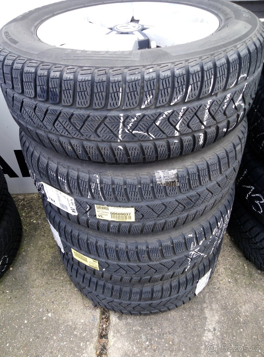 Sada ALU kol se zimními pneu Pirelli sotozero - 2