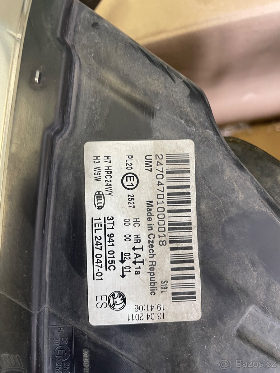 Škoda Superb 2 predni svetla - 2