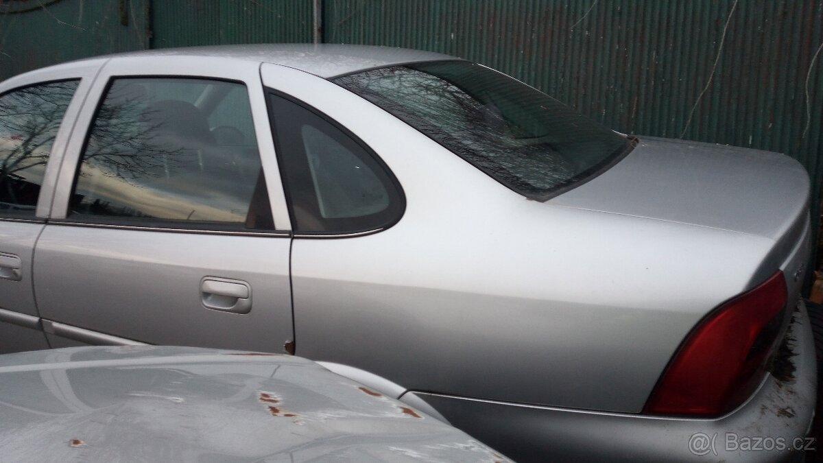 ND OPEL Vectra B x16xel 4dver - 2