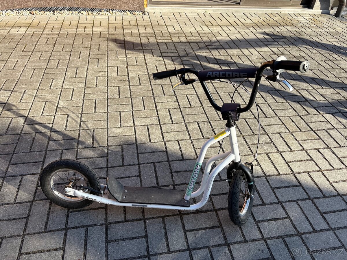Koloběžka Arcore - 2