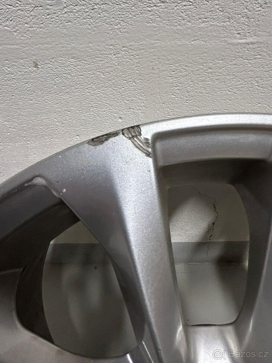 originální ALU disk 17'' - Renault Megane 4 - 2